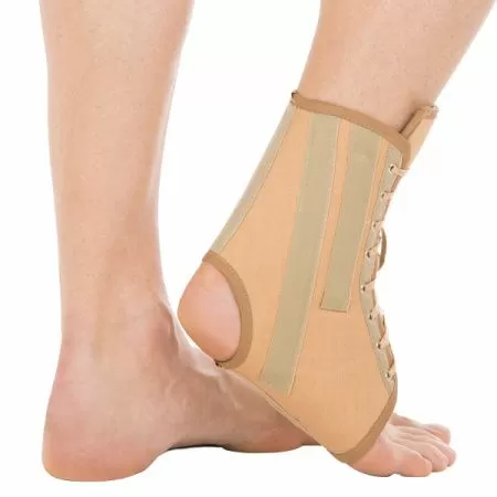 Бандаж на голеностопный сустав на шнуровке Тривес Т-8608/Т.46.18 с ребрами жесткости 