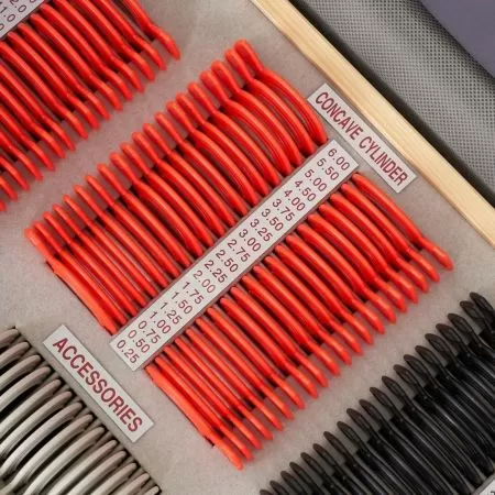 Набор на 266 пробных очковых линз Армед в пластиковой обойме с оправой без поверки