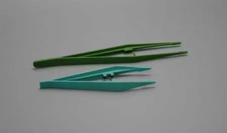 Пинцет одноразовый стерильный "Юникорнмед"