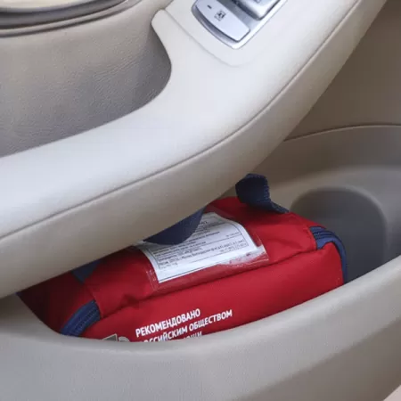 Аптечка для оказания первой помощи с применением медицинских изделий пострадавшим в дорожно-транспортных происшествиях автомобильная по приказу 260н МЕДПЛАНТ в сумке-чехле Волонтер-6, артикул 1662