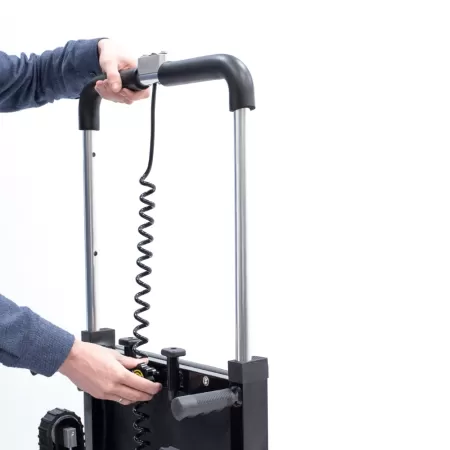 Кресло-коляска с электроприводом и лестничным подъемником MET LIFTER 2, артикул 21095, ширина сиденья 41 см, колеса пневматические