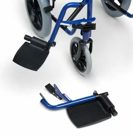 Кресло-каталка для инвалидов Армед H 030C, ширина сиденья 43 см