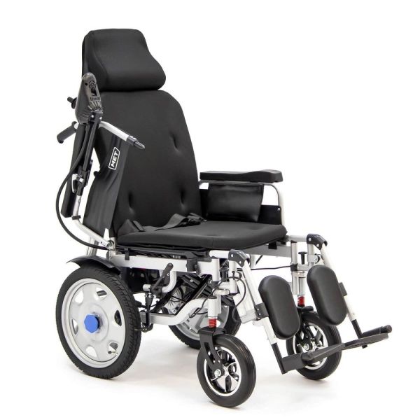 Кресло-коляска с электроприводом MET COMFORT AUTO, артикул 20700, ширина сиденья 45 см, колеса пневматические