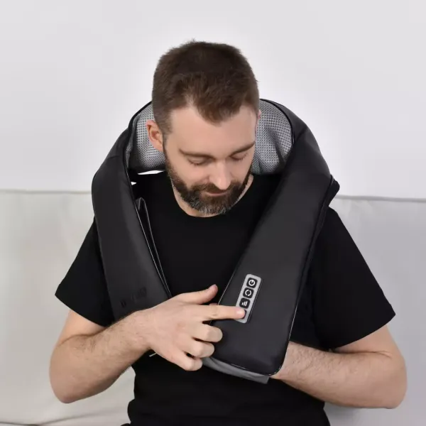 Массажер для шеи и плеч GESS RA-342 uBlack